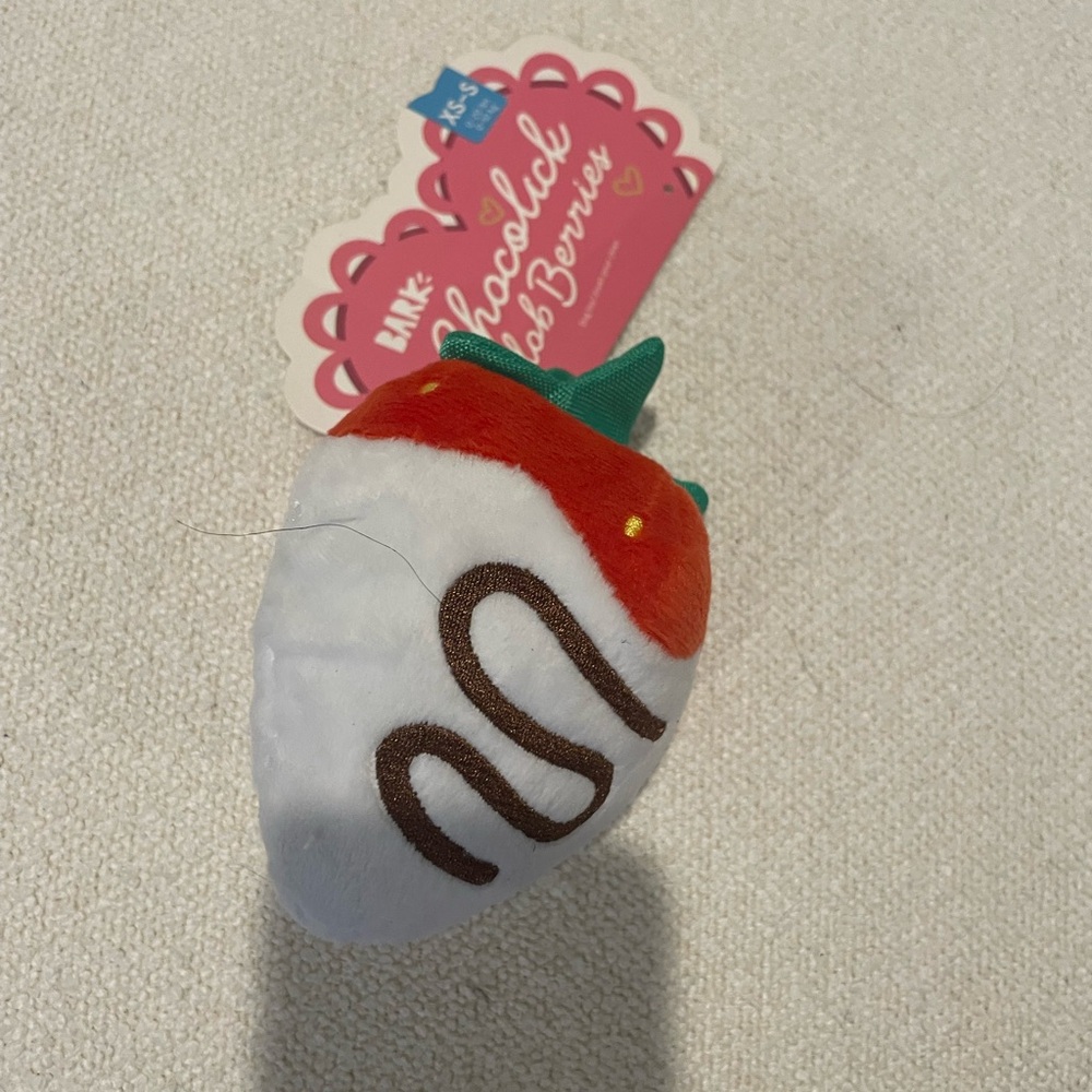 NWT Bark Box Chocolick Slob berries dog toy - Picture 4 of 4